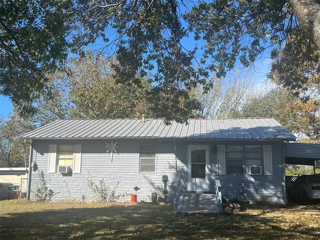 Waxahachie, TX 75165,403 N Grand Avenue