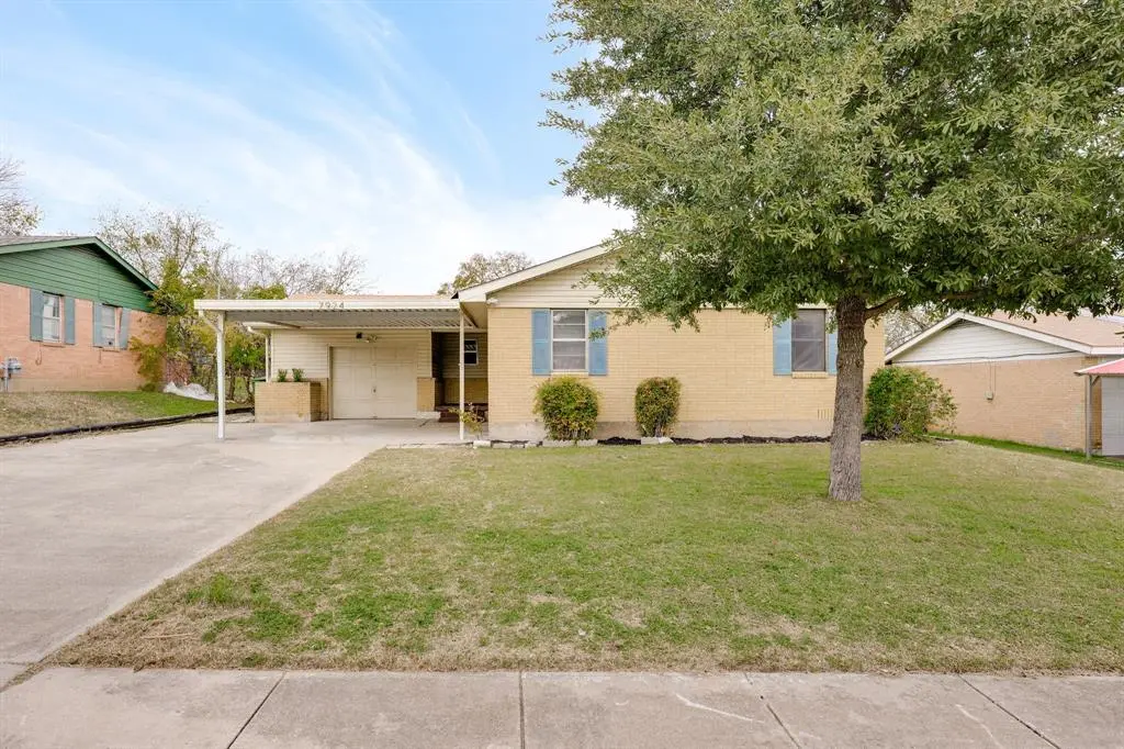 White Settlement, TX 76108,7924 Chaparral Drive