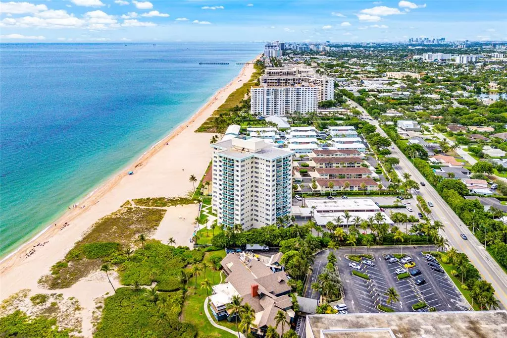 Lauderdale By The Sea, FL 33308,6000 N Ocean Blvd #4F