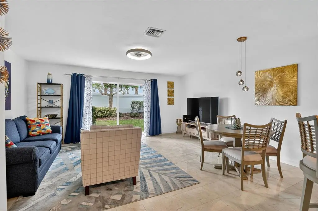 Boca Raton, FL 33428,22120 Majestic Woods Way