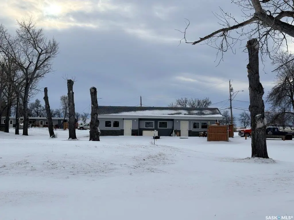 142 7th AVENUE SW, Eston, SK S0L 1A0