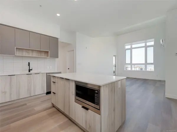 3564-A Ryder Hesjedal Way #409, Colwood, BC V9C 0V3