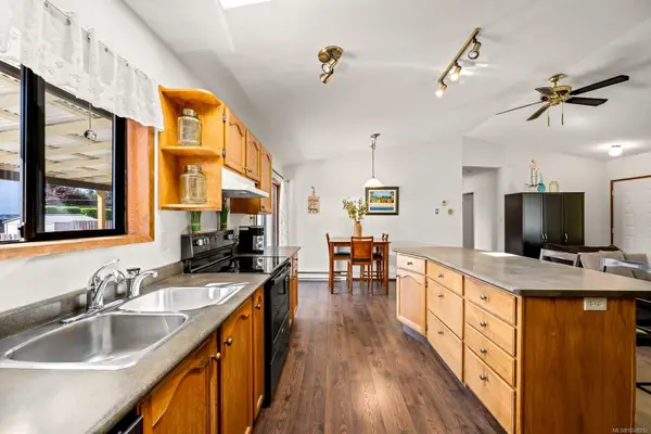 1150 26th St, Courtenay, BC V9N 7N4