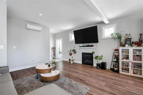 929 Peace Keeping Cres, Langford, BC V9C 2P3