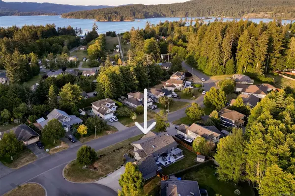 7123 Jacksons Pl, Sooke, BC V9Z 0T7