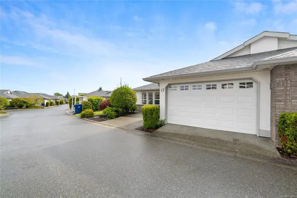 6595 Groveland Dr #17, Nanaimo, BC V9V 1S6