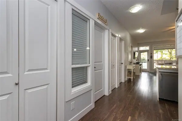 938 Dunford Ave #108, Langford, BC V9B 0M2