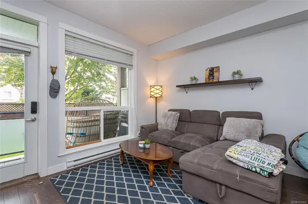 938 Dunford Ave #108, Langford, BC V9B 0M2