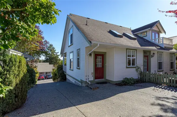 9932 Willow St, Chemainus, BC V0R 1K1