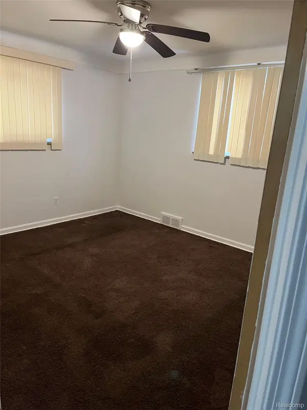 Detroit, MI 48203,19710 Greeley ST