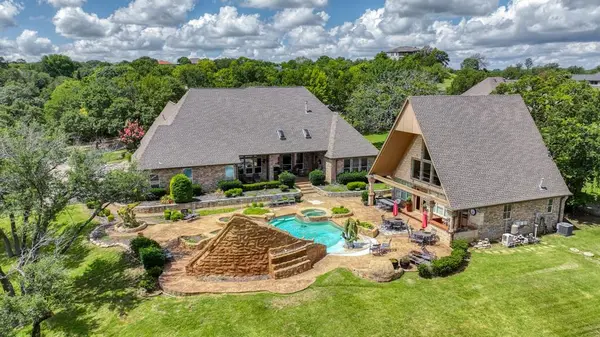 115 Autumn Springs Court, Weatherford, TX 76087