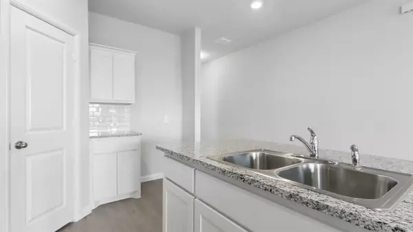 Decatur, TX 76234,805 HOLLYN Drive