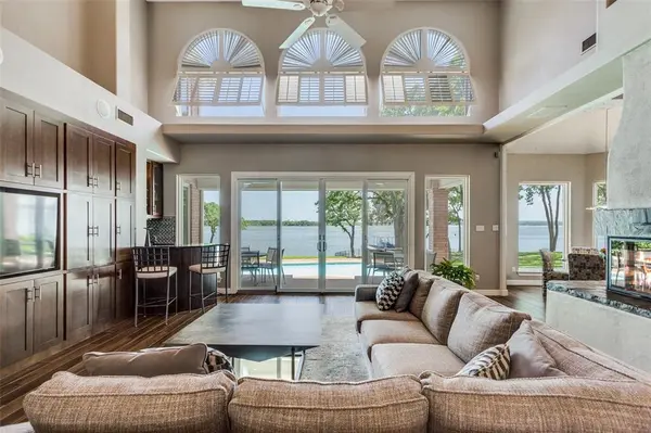 Azle, TX 76020,452 Windjammer Lane