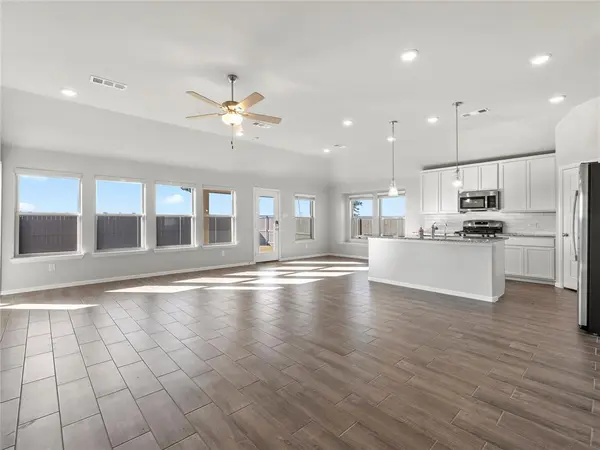 Venus, TX 76084,3301 Redbud Flower Trail