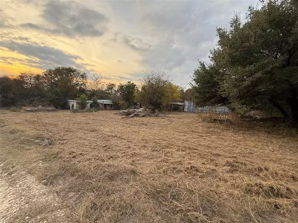 131 Oak Run, Whitney, TX 76692