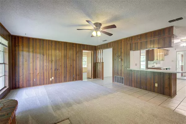 Lindale, TX 75771,19870 Fm 1253