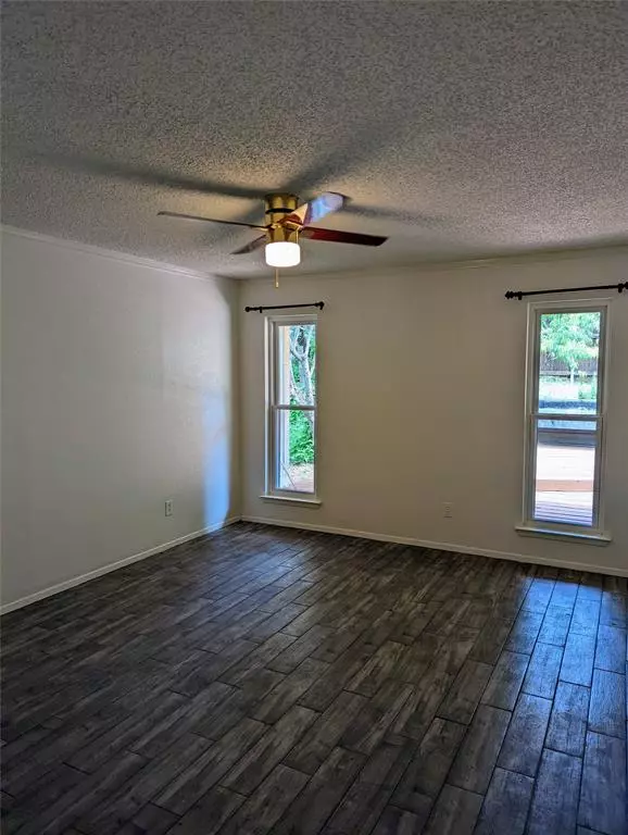 Highland Village, TX 75077,104 Brookdale Drive