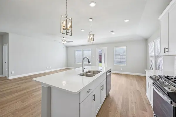 Mckinney, TX 75069,409 Midnight Oak Drive