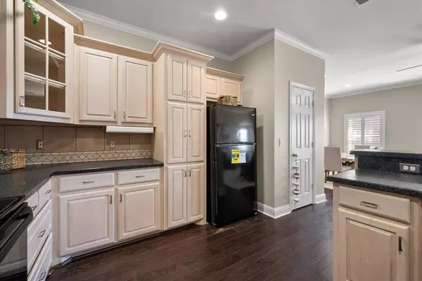 Corsicana, TX 75110,603 W 6th Avenue #203