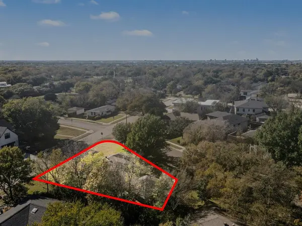 Dallas, TX 75220,9734 Mixon Drive