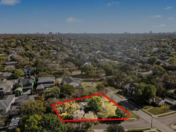 Dallas, TX 75220,9734 Mixon Drive