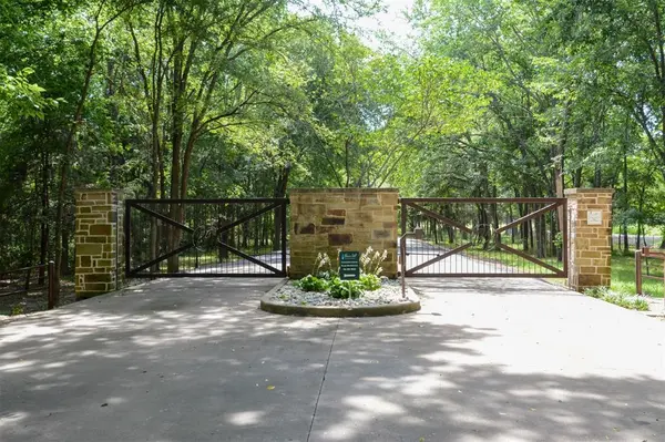 133 Island View, Kemp, TX 75143