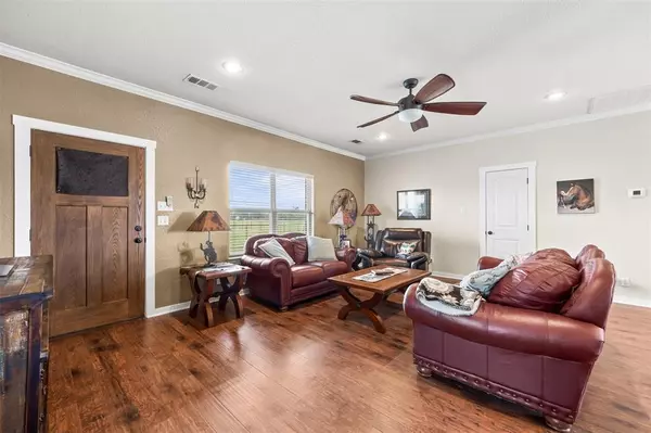 Chilton, TX 76632,452 County Road 470