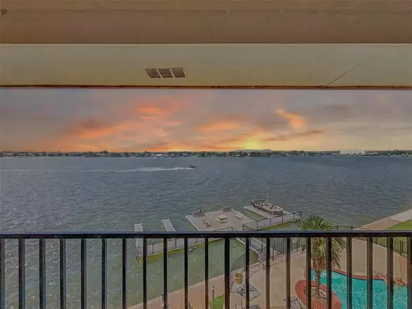 Granbury, TX 76048,401 E Pearl Street #2307