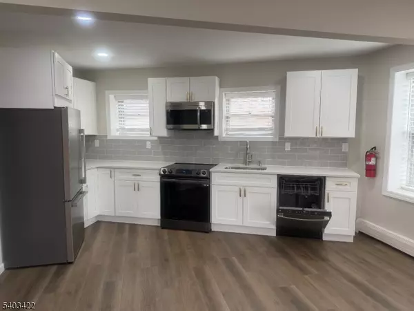 Netcong Boro, NJ 07857,9 Stoll St #2