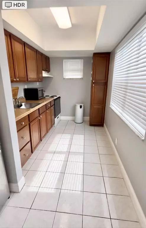 Fort Lauderdale, FL 33315,321 SW 14TH ST #1