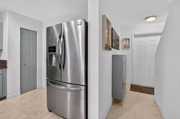 Boca Raton, FL 33428,22120 Majestic Woods Way