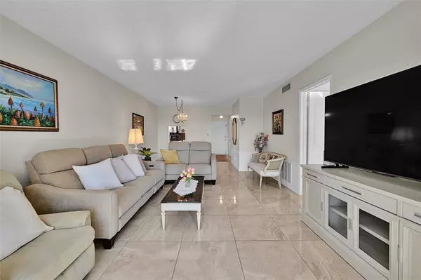 Pompano Beach, FL 33062,2350 NE 14th Street Cswy #609