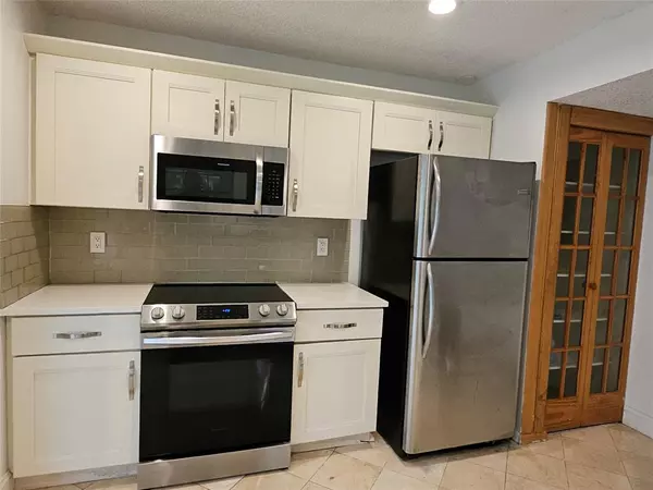 Plantation, FL 33322,9329 W Sunrise Boulevard #9329