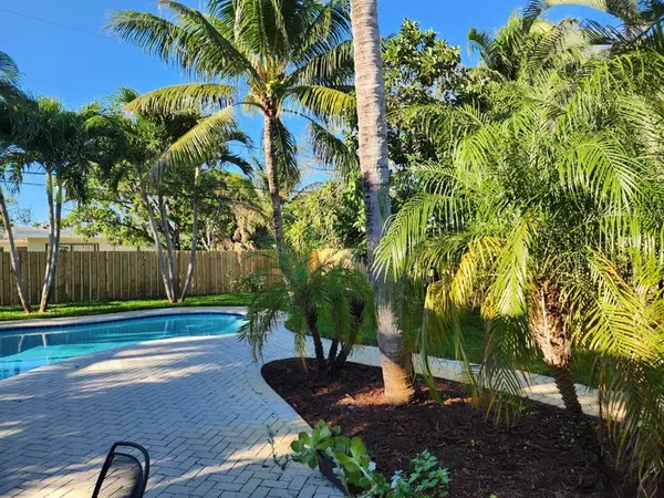 Fort Lauderdale, FL 33312,765 E Dayton Cir