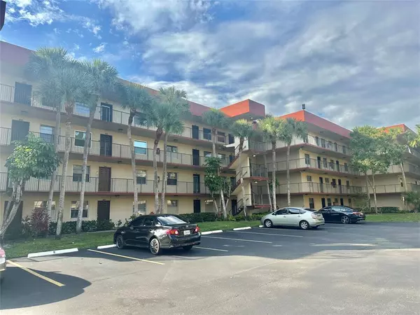 Lauderdale Lakes, FL 33319,3341 NW 47th Ter #306