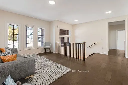 Oro-medonte, ON L0L 2E0,74 Ruby DR