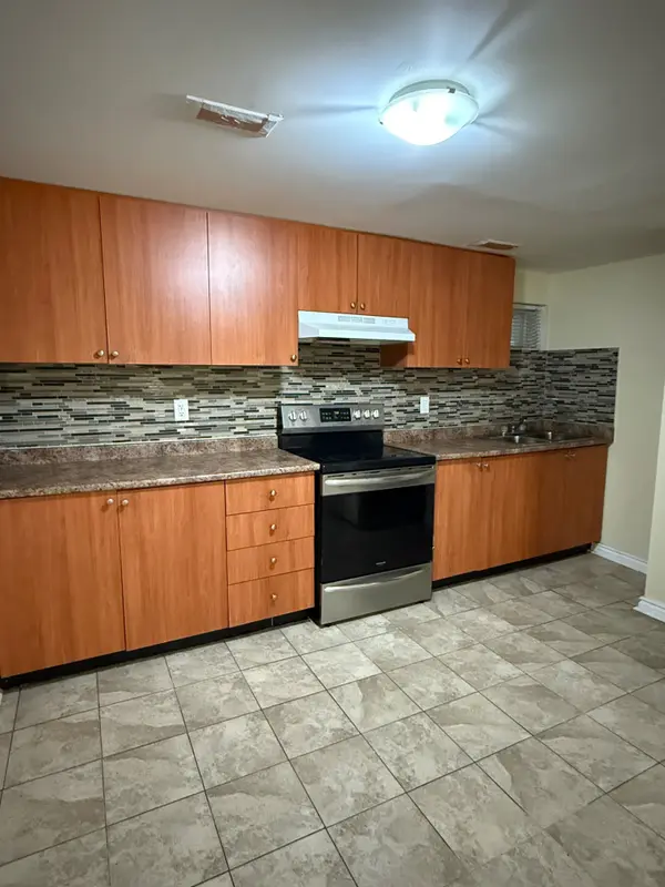 Brampton, ON L6V 2H2,17 Gable DR #Basement