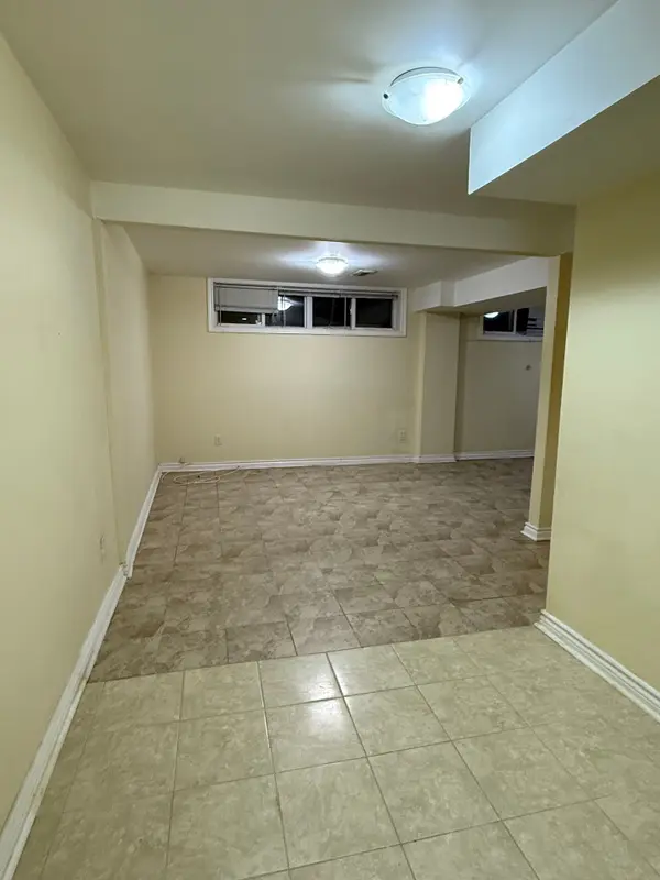 Brampton, ON L6V 2H2,17 Gable DR #Basement