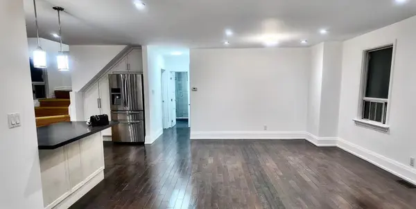 Toronto W07, ON M8Z 2C3,132 Edgecroft RD