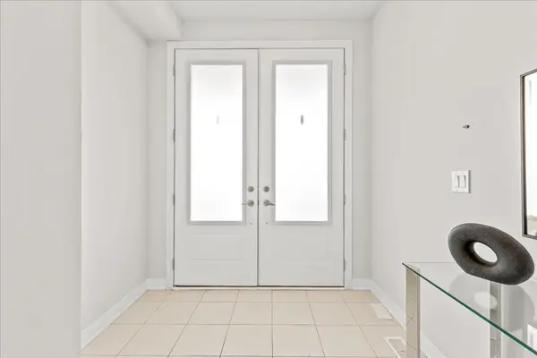 North Dumfries, ON N0B 1E0,478 Robert Woolner ST