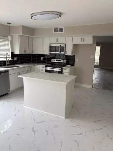 6008 Pinto Circle, Plano, TX 75023