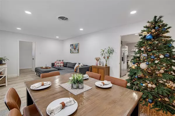 Fort Worth, TX 76112,7116 Meadowbrook Drive