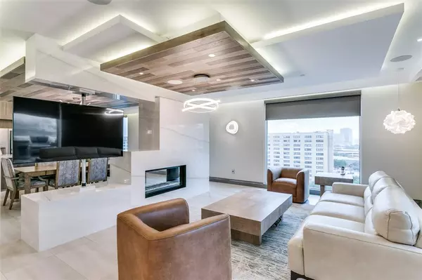 Dallas, TX 75246,4005 Gaston Avenue