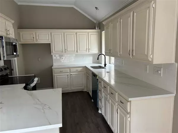 6550 Trammel Drive, Dallas, TX 75214