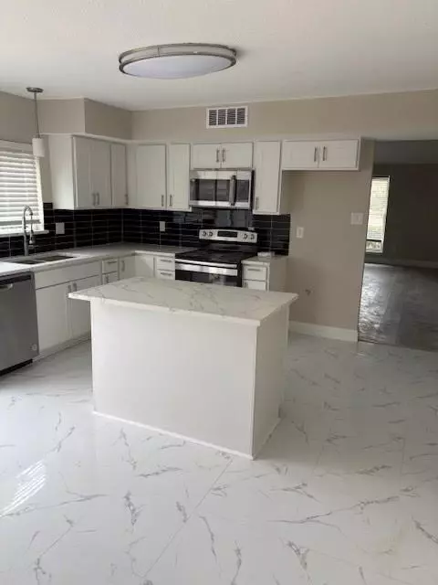 6008 Pinto Circle, Plano, TX 75023