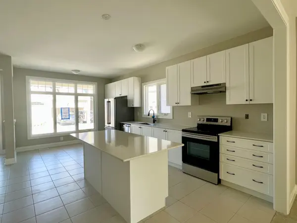 Georgina, ON L0E 1R0,16 Shelson PL