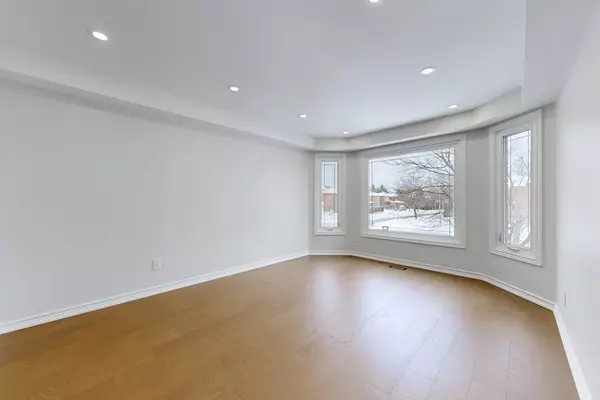 Richmond Hill, ON L4C 5S8,186 Marsi RD