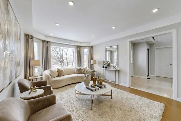 Richmond Hill, ON L4C 5S8,186 Marsi RD