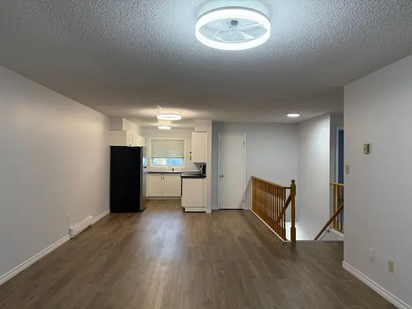 Ramara, ON L0K 1B0,31 Laguna Pkwy #18