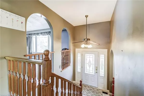 Hamilton, ON L8N 2Z7,1602 6 HWY N